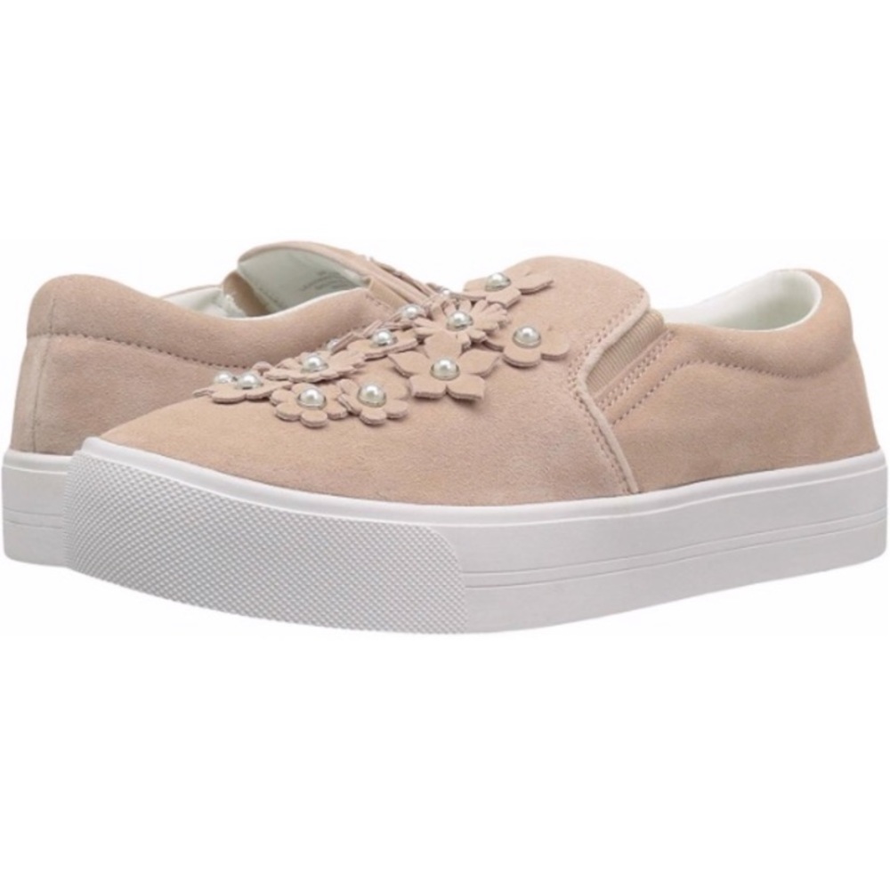Marc Fisher Denzil Pink suede flower sneaker 8